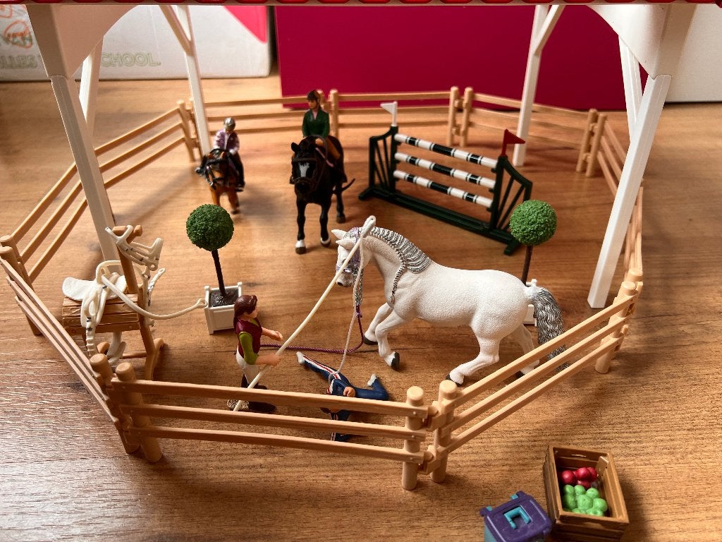 Schleich paarden ruiterbaan set, Ophalen, Gebruikt