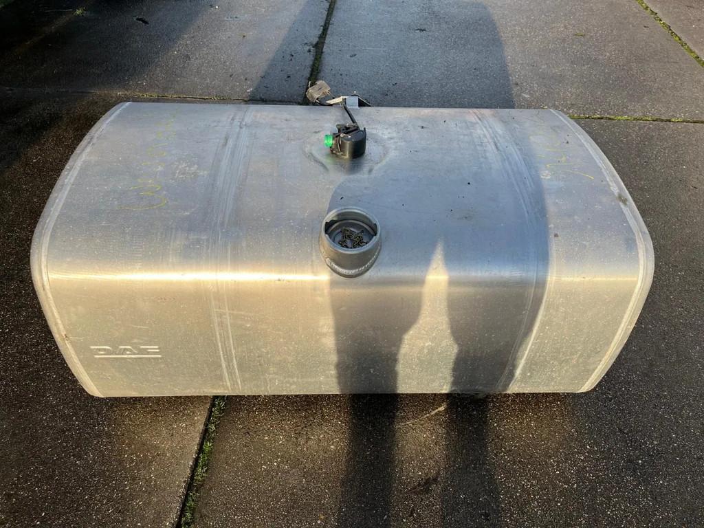 DAF Brandstoftank Diesel 340L 1681816, Auto-onderdelen, Vrachtwagen-onderdelen, Gebruikt, DAF, Brandstofsystemen