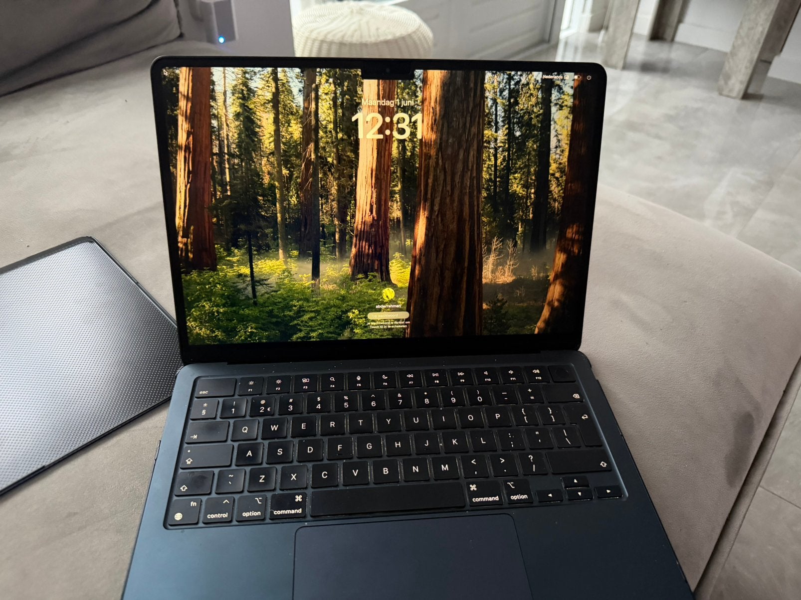 MacBook Air Ma2 -2022 in topconditie met hoesje, Ophalen of Verzenden, Zo goed als nieuw, 13 inch, MacBook Air