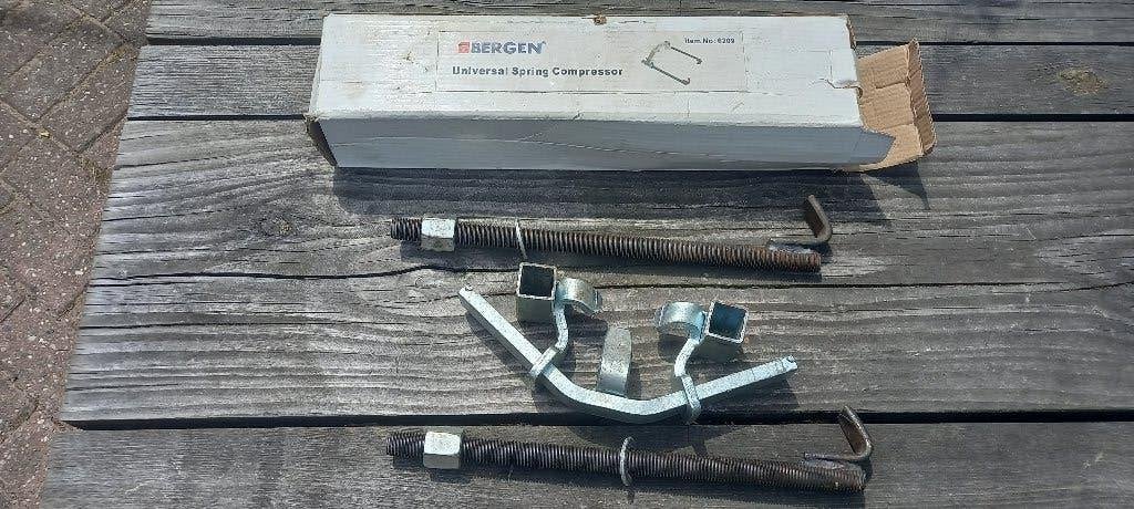 Veerspanner- universal spring compressor, Auto diversen, Autogereedschap, Ophalen, Zo goed als nieuw