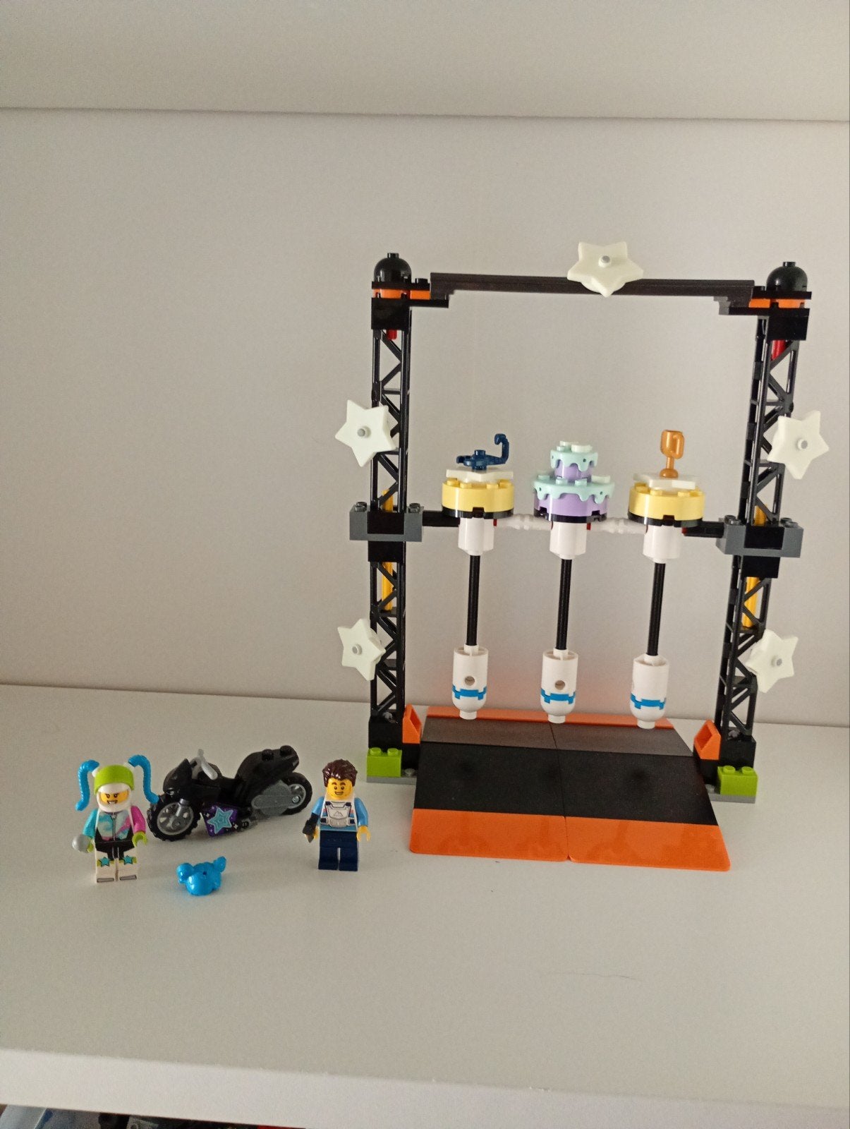 Lego 60341 Stunt uitdaging, Inclusief minifiguren, Lego, Ophalen of Verzenden, Complete set