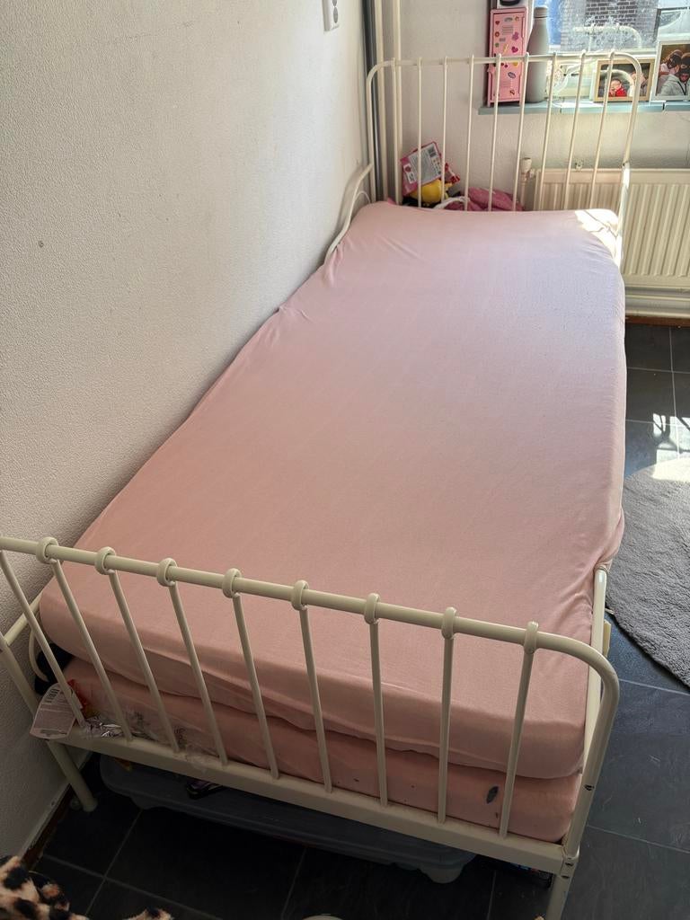 Uitschuifbaar bed 90x200 - Lengte verstelbaar, Ophalen, 90 cm, Eenpersoons, Wit