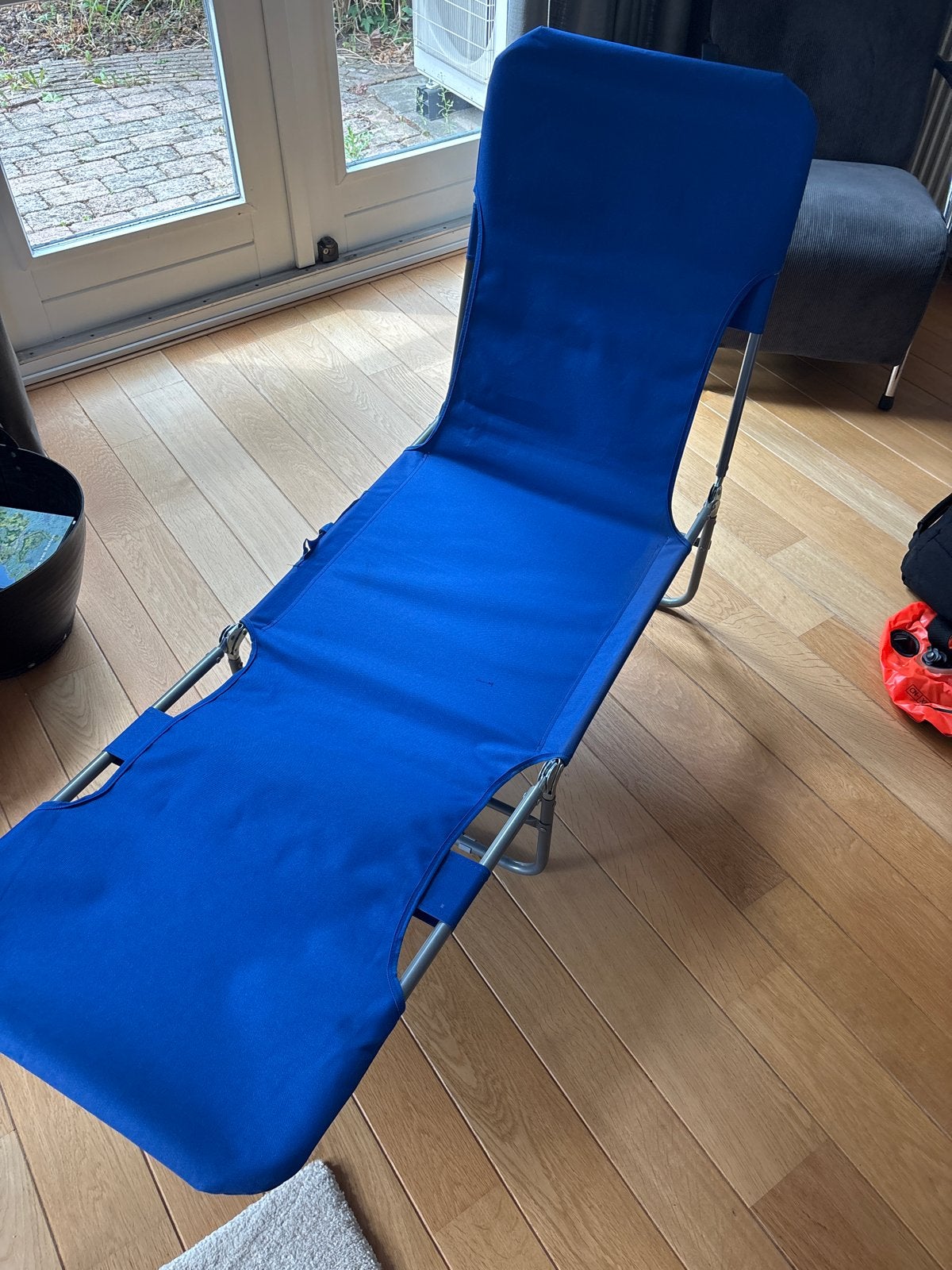 Blauwe opvouwbare ligstoel / strandstoel, Ophalen, Gebruikt, Metaal, Inklapbaar