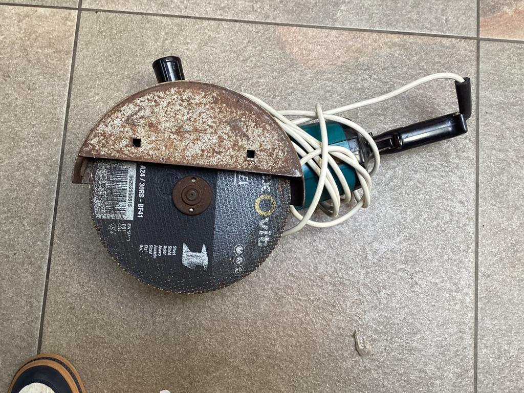 Makita haakse slijper, Ophalen, Zo goed als nieuw