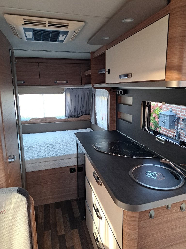 Foto 20 van Weinsberg CaraOne Edition HOT 420 QD, aico+mover+cassetluif
