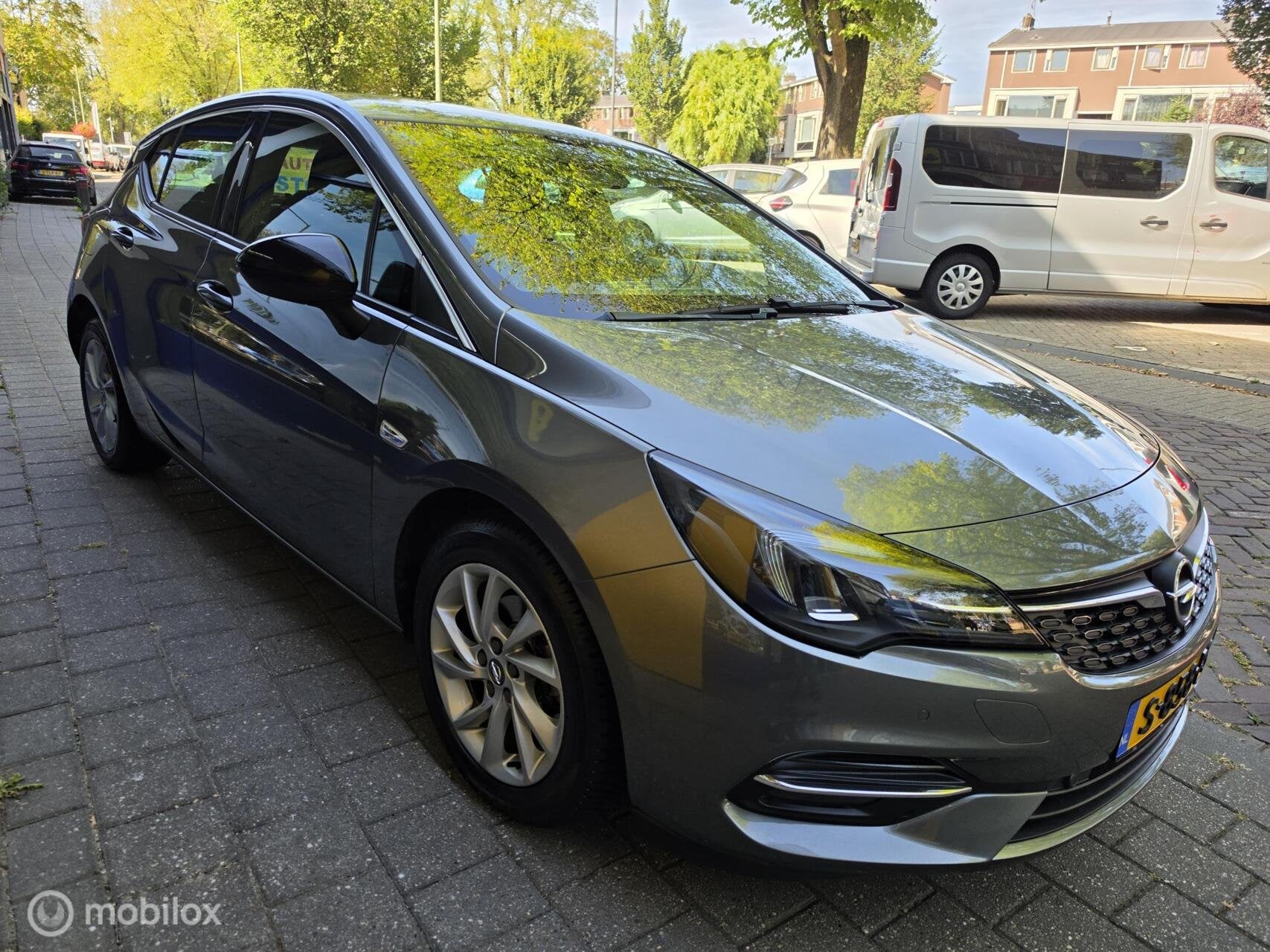 Opel Astra 1.2 Business Edition LES AUTO INSTAP KLAAR, Voorwielaandrijving, Gebruikt, Euro 6, 1199 cc