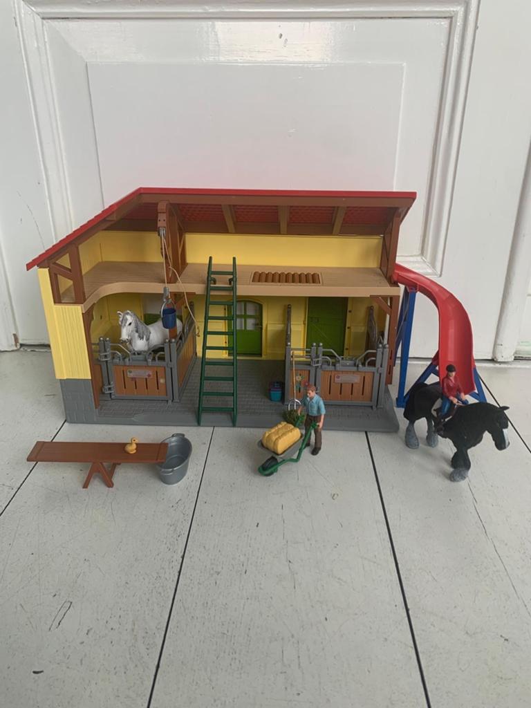 Schleich Stal, Ophalen of Verzenden, Zo goed als nieuw, Jongen of Meisje