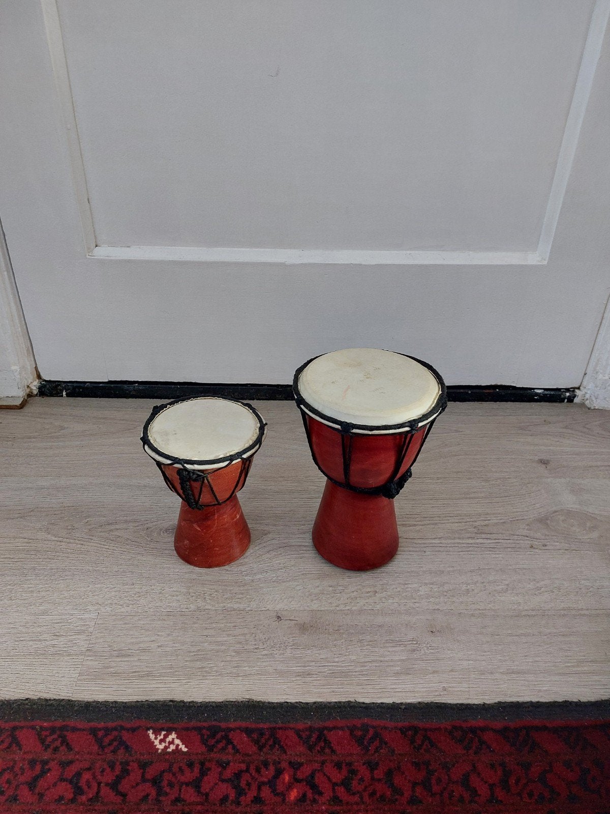 Handgemaakte Houten Djembé Set - Percussie & Decoratie, Ophalen of Verzenden, Gebruikt