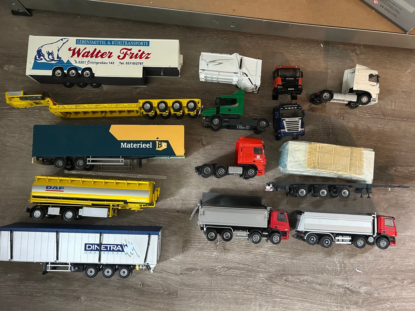 Wsi tekno liontoys scania daf verbouw, Hobby en Vrije tijd, Ophalen of Verzenden, Zo goed als nieuw, Bus of Vrachtwagen, Tekno