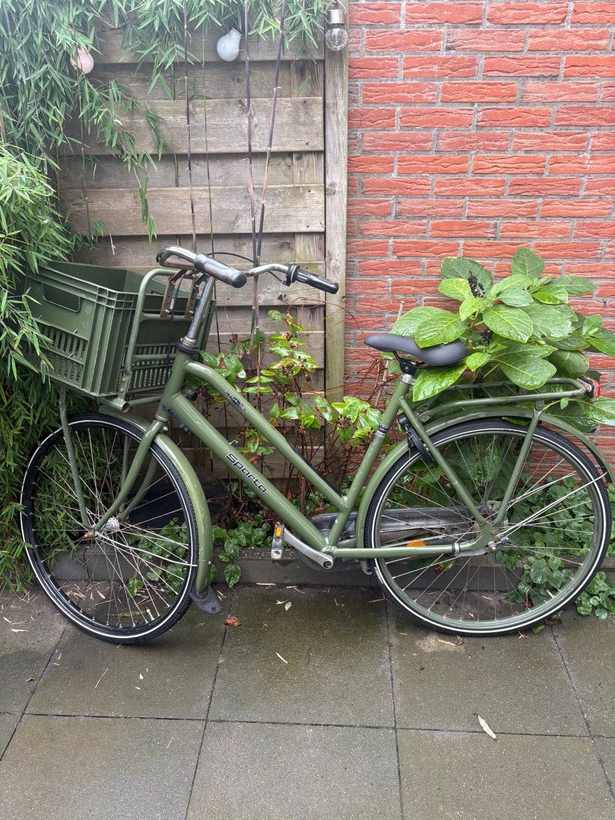 Sparta pick up fiets transporter met fietskrat groen 28 inch, Fietsen en Brommers, Ophalen, Terugtraprem, Versnellingen, Zo goed als nieuw