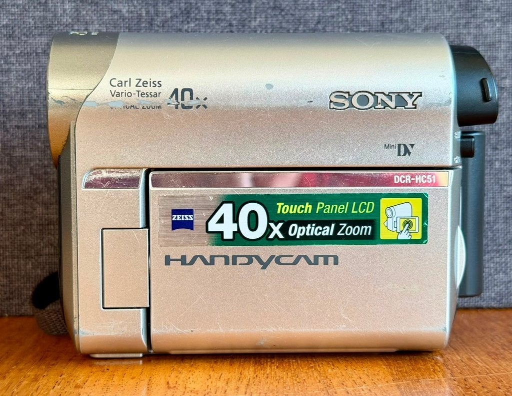 SONY DCR-HC51E MiniDV, NightShot Plus, FireWire, GETEST!, Mini dv, 20x of meer, Ophalen of Verzenden, Zo goed als nieuw