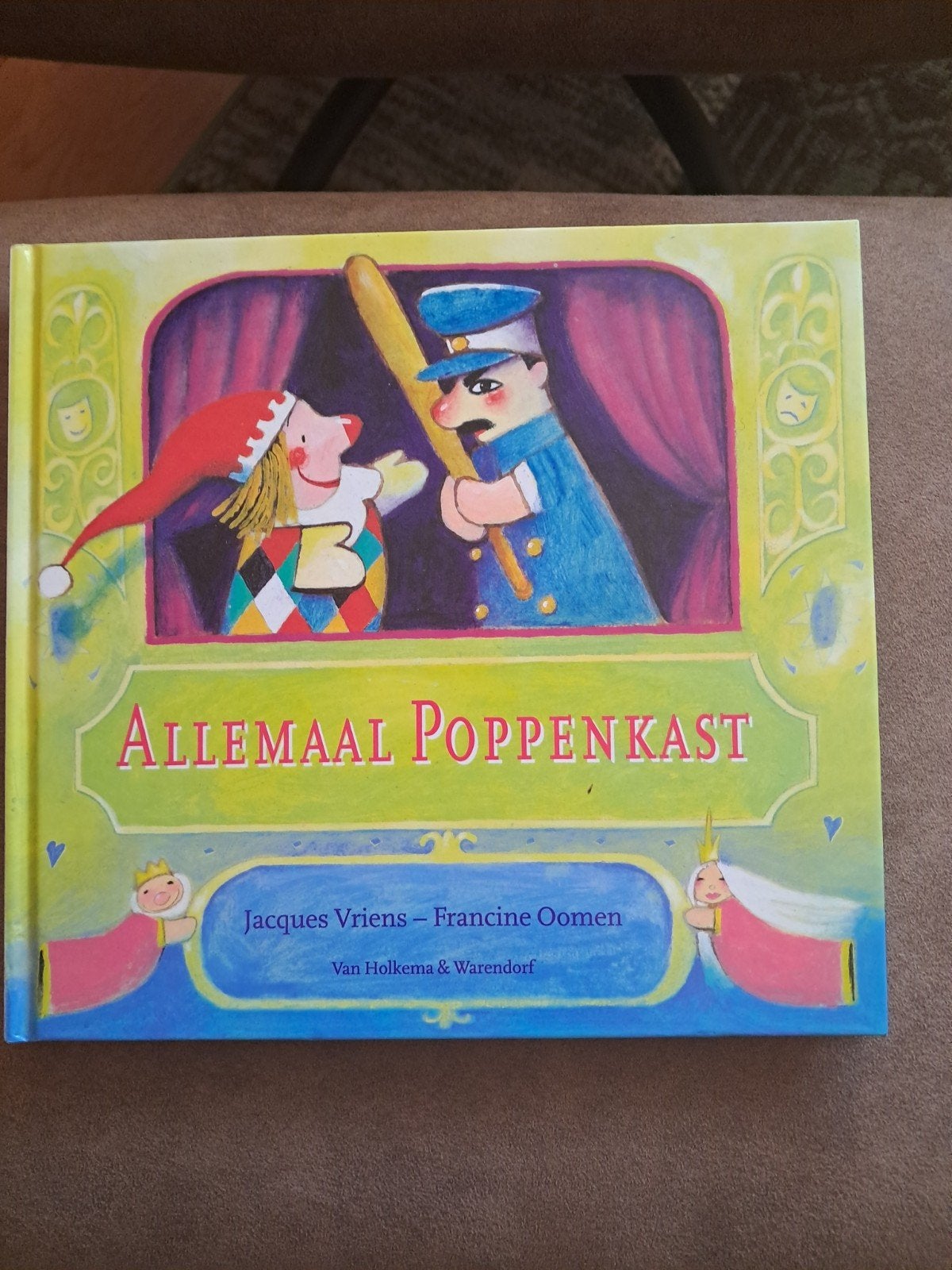 Francine Oomen - Allemaal poppenkast, Fictie algemeen, Ophalen of Verzenden, Francine Oomen; Jacques Vriens, Zo goed als nieuw