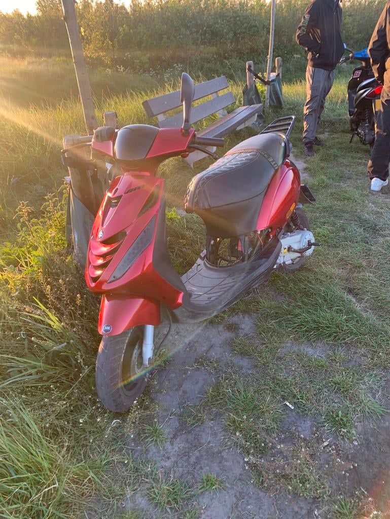 Zip 70cc, Fietsen en Brommers, Scooters | Piaggio, Ophalen of Verzenden, Gebruikt, Tweetakt, Zip
