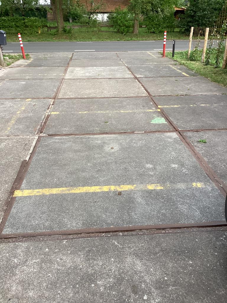 Stelcon platen te koop., Tuin en Terras, Tegels en Klinkers, Zo goed als nieuw, Overige typen, Beton, Ophalen of Verzenden
