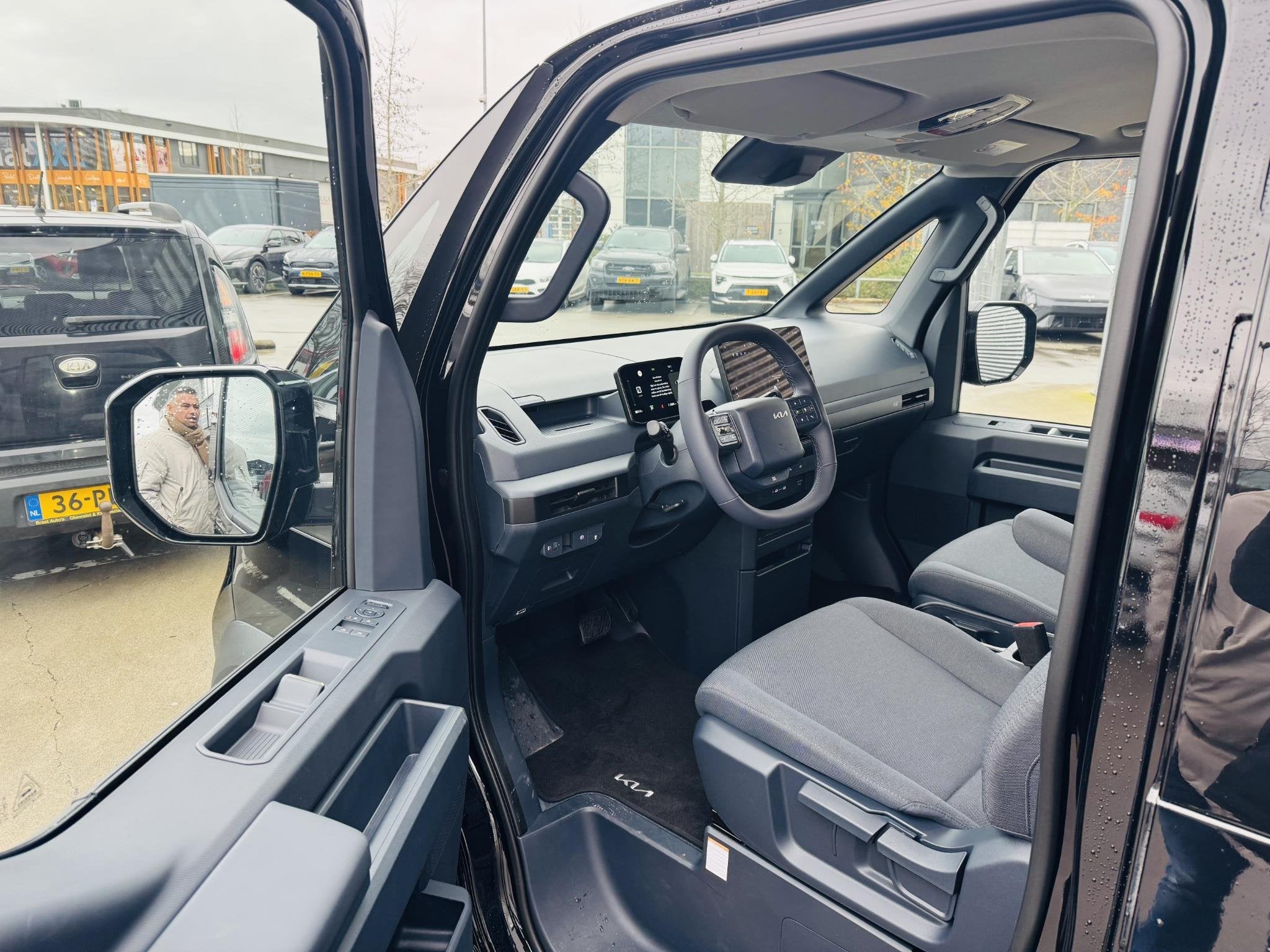 Kia PV5 L2H1 Elite 71.2 kWh DEMO-AUTO ! Kmstand kan iets var, Auto's, Stof, 750 kg, 1885 kg, Origineel Nederlands