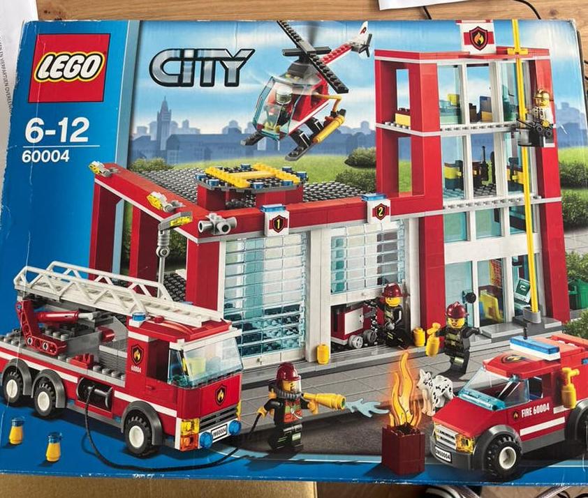 LEGO City Brandweerkazerne 60004 - incompleet met doos, Verzenden, Zo goed als nieuw