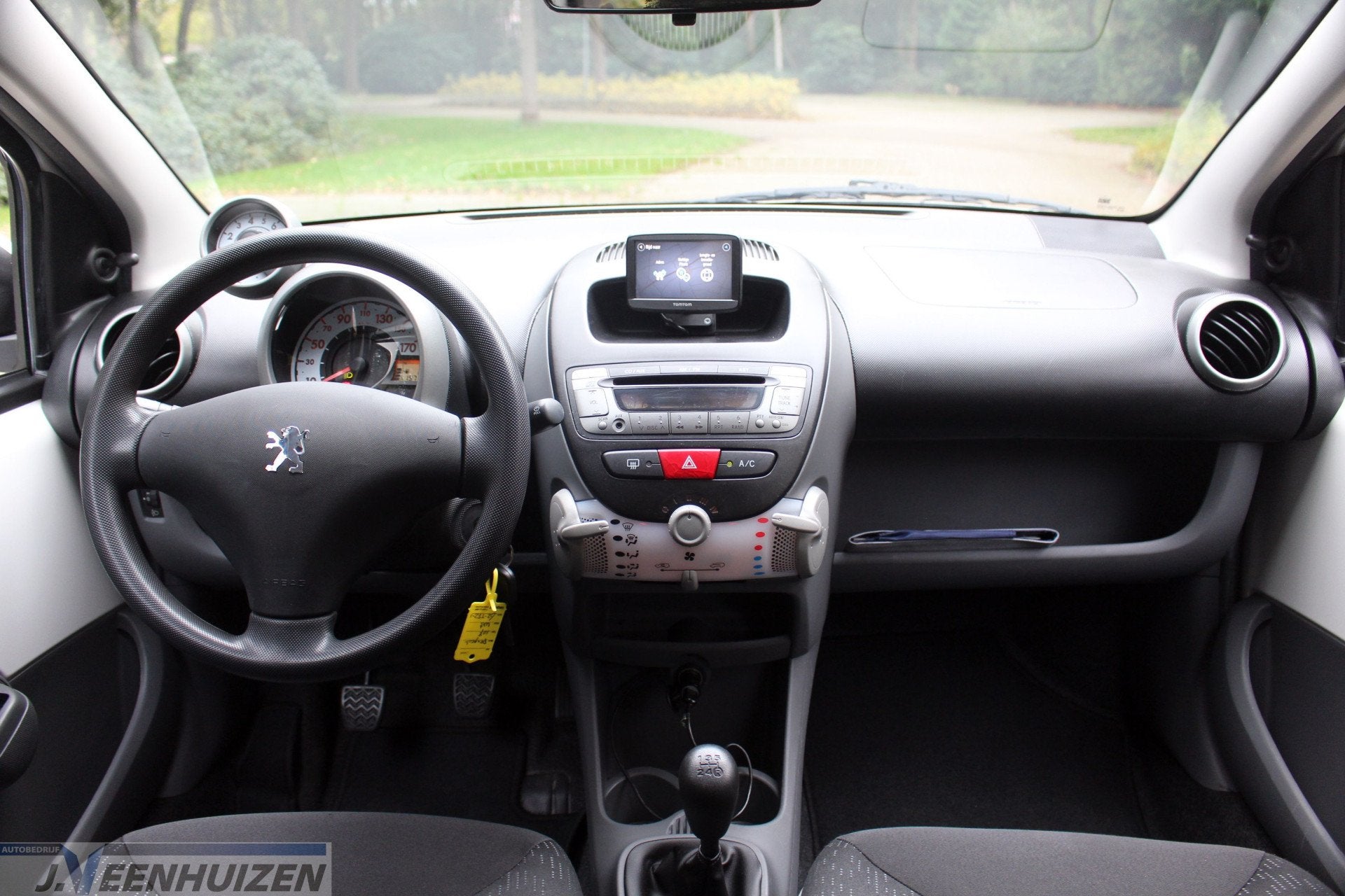 Peugeot 107 1.0-12V XS | 2012 | ❄️Airco | ✅ Nwe APK!, Voorwielaandrijving, Euro 5, Stof, Gebruikt