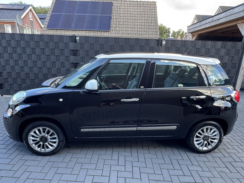 Fiat 500L 0.9 TwinAir Lounge| PANORAMA| CLIMA| 6-BAK| CRUISE, 21 km/l, Gebruikt, Euro 6, Leder en Stof