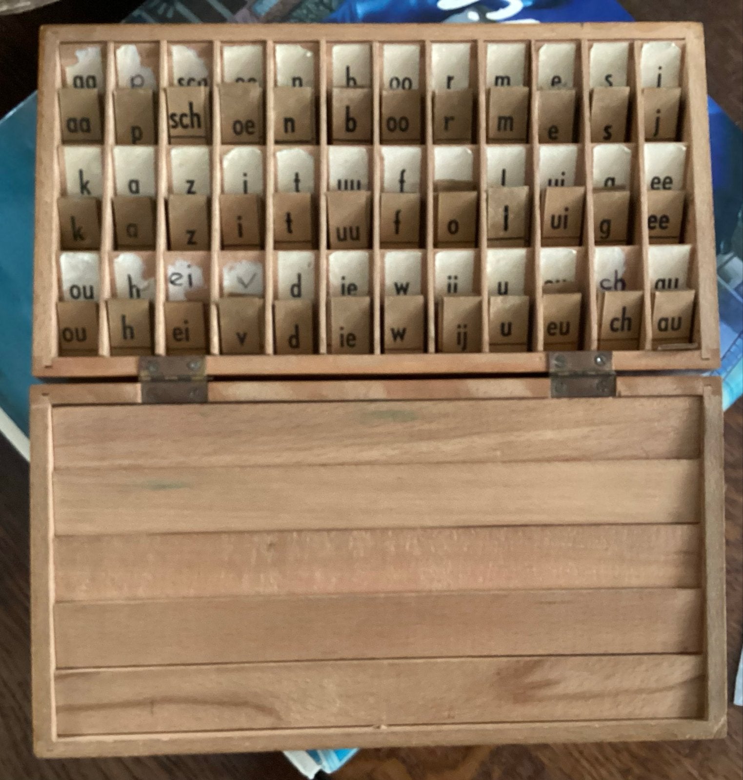 B.C.A. Letterdoos - Houten doos met losse letters, Kinderen en Baby's, Ophalen, Gebruikt, Taal en Lezen