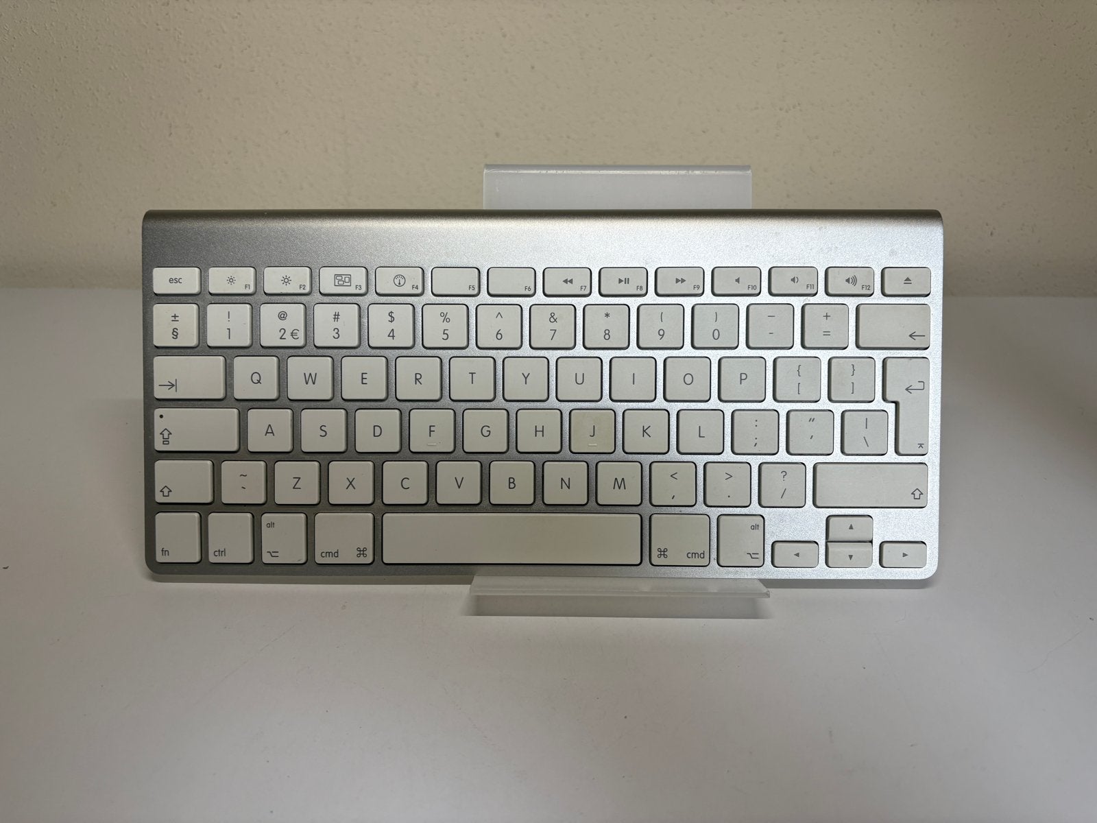Apple Wireless Toetsenbord A1314 - Qwerty, Computers en Software, Toetsenborden, Ophalen of Verzenden, Qwerty, Gebruikt, Draadloos