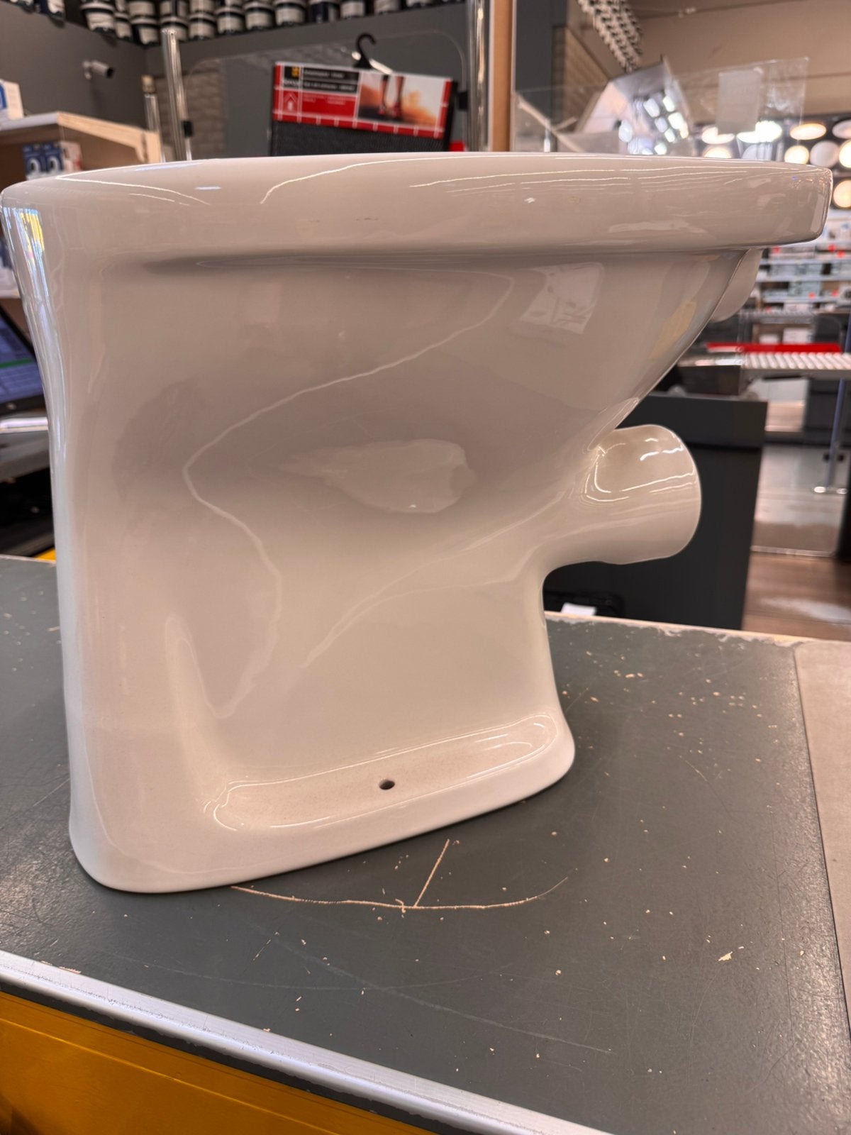 AquaVive Staande Toiletpot - Odet - Vlakspoel - Wit, Ophalen, Zo goed als nieuw, Steen, Toilet