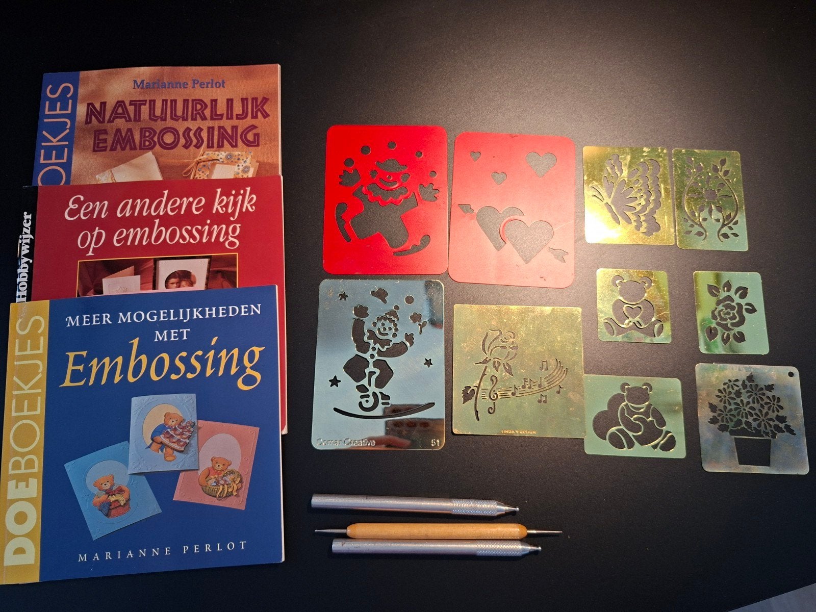 Embossing boeken, sjablonen en gereedschap set, Gebruikt, Dieren, Meerkleurig, Overige merken