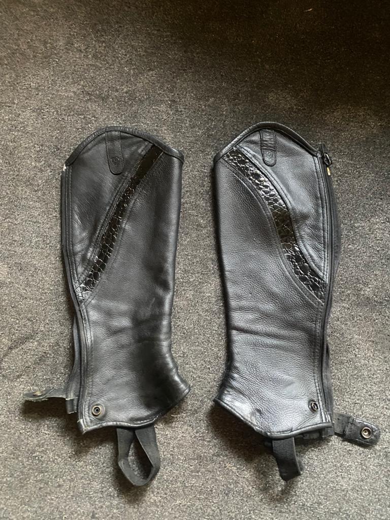 Leren chaps te koop mt S, Dieren en Toebehoren, Ophalen of Verzenden, Gebruikt, Overige soorten
