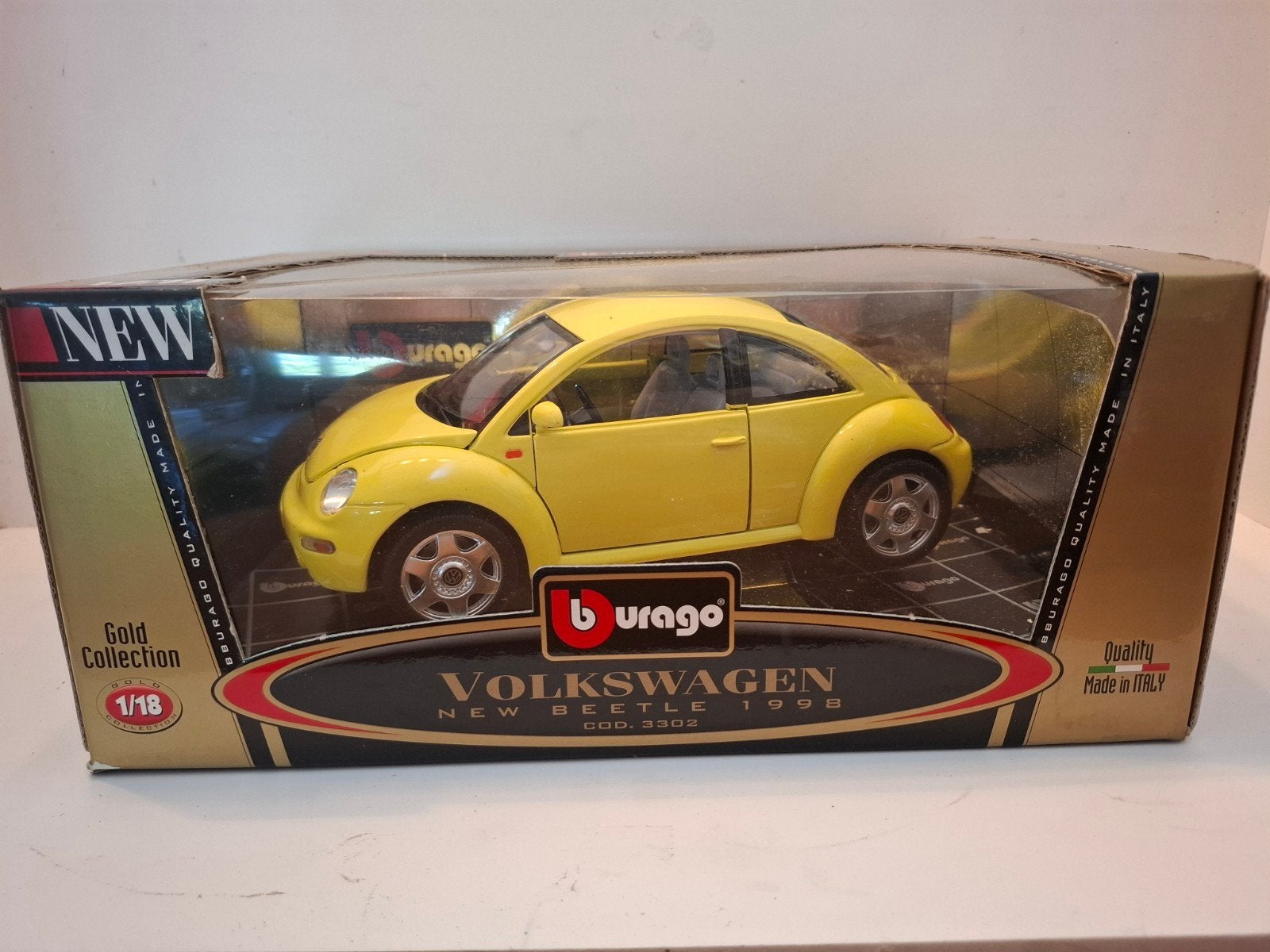 Volkswagen New Beetle, Hobby en Vrije tijd, Ophalen of Verzenden, Zo goed als nieuw, Auto, Bburago