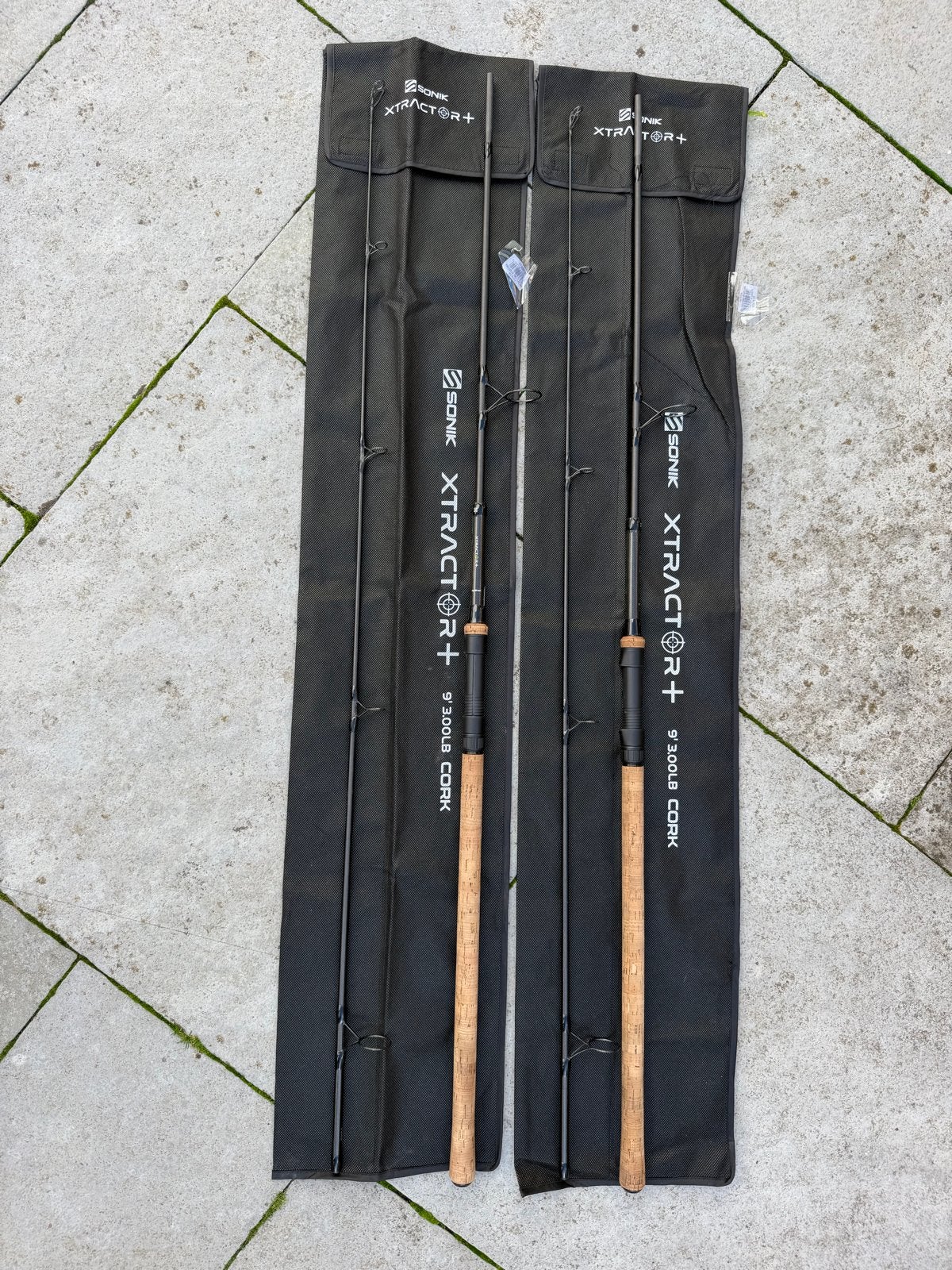 Sonik Xtractor + 9ft 3lb Karperhengels (set van 2), Ophalen, Zo goed als nieuw, Werphengel