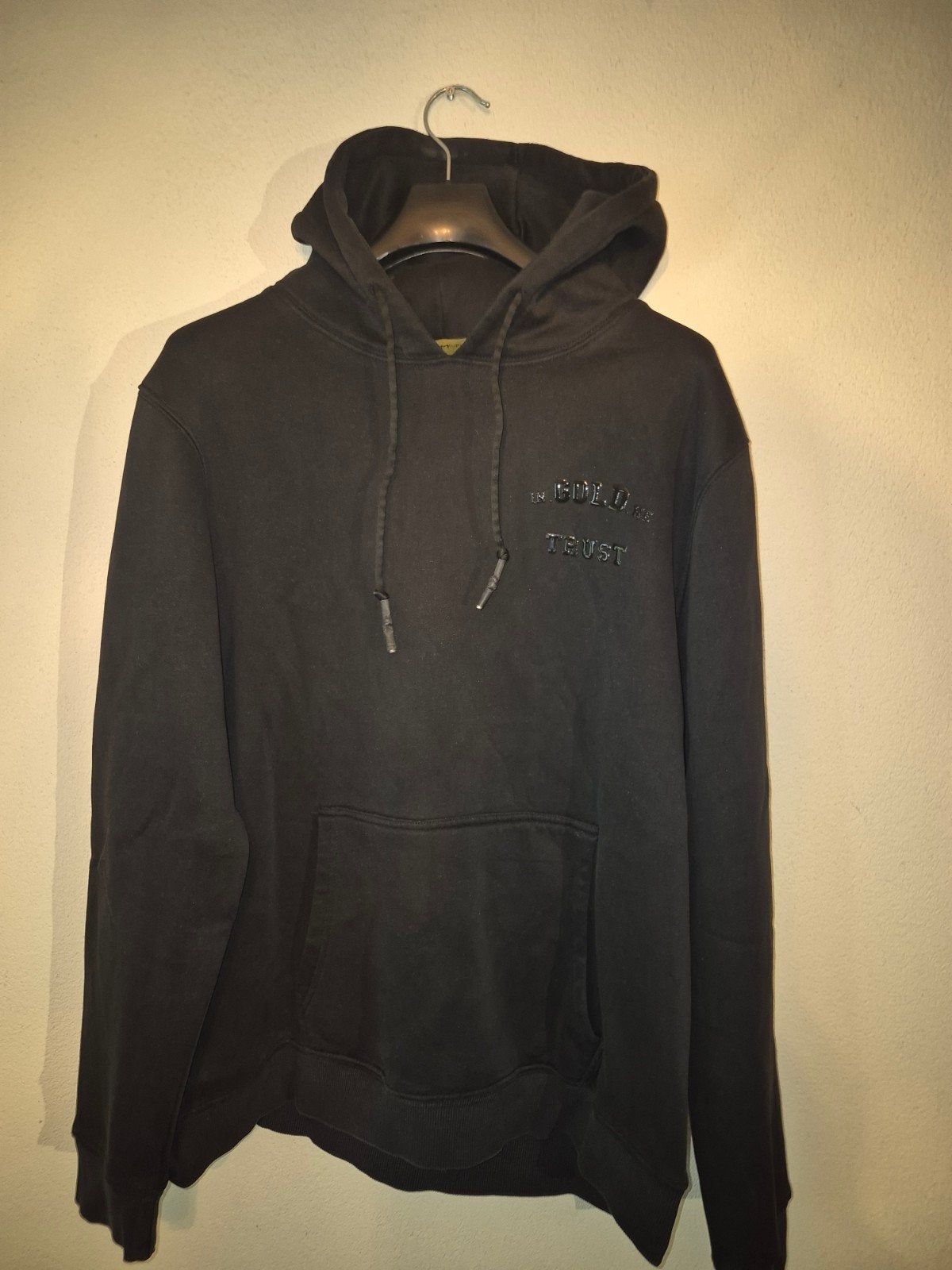 In GOLD we TRUST - hoodie black on black - 2XL, Zwart, Overige maten, Ophalen of Verzenden, Zo goed als nieuw