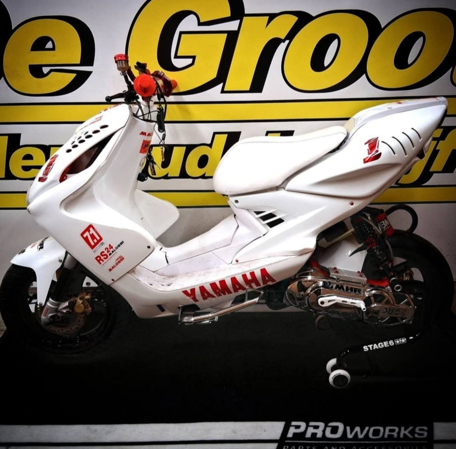 Yamaha Aerox vol MHR Team 70cc sprinter, Fietsen en Brommers, Scooters | Yamaha, Ophalen, Tweetakt, Aerox, 70 cc