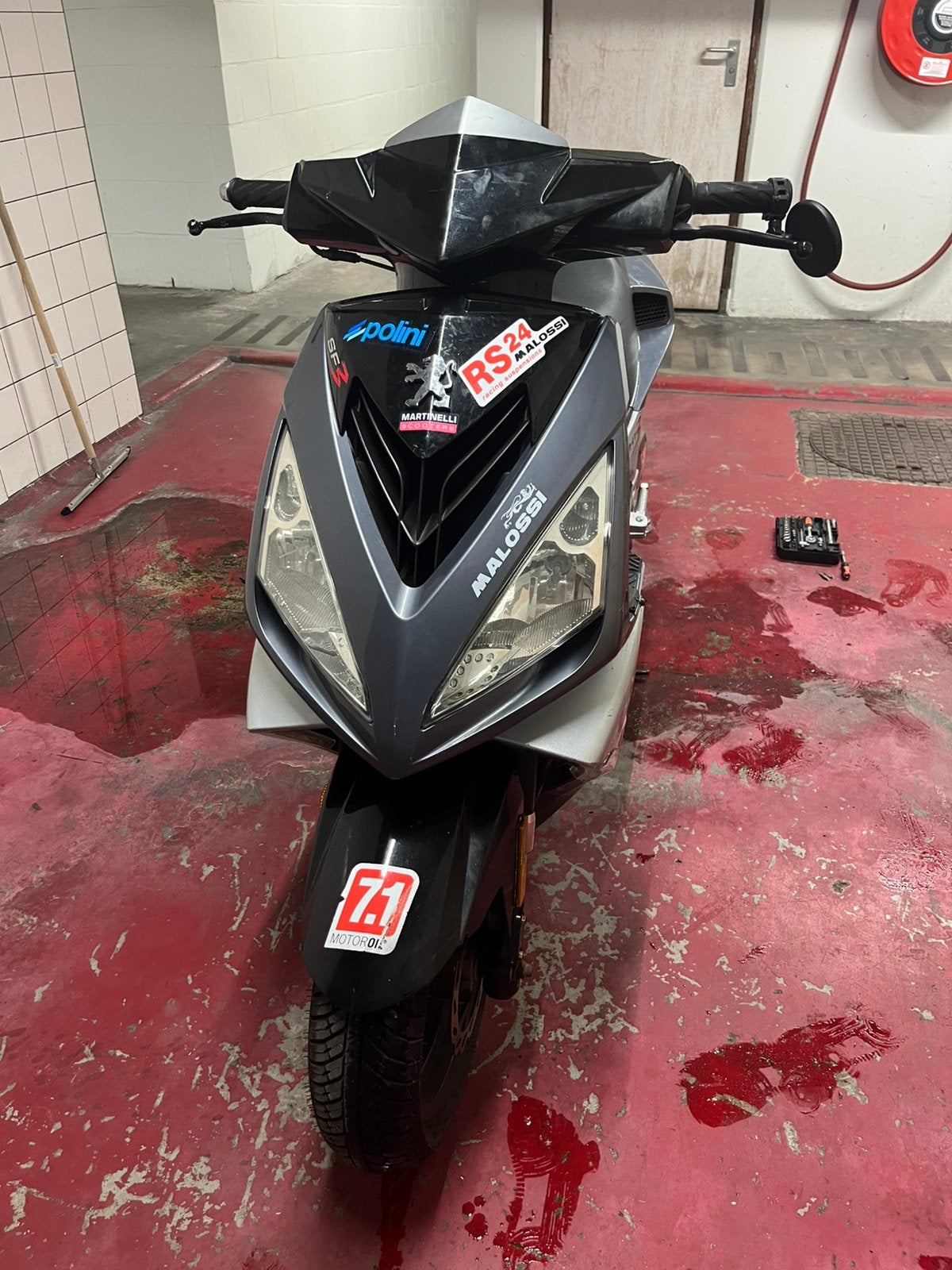Peugeot speedfight project. Ruilen mogelijk!, Fietsen en Brommers, Scooters | Peugeot, Ophalen, Tweetakt, Zo goed als nieuw, Speedfight