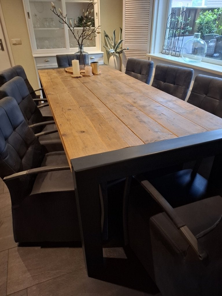 grote zware eettafel 240 cm lang, Huis en Inrichting, Tafels | Eettafels, Ophalen, Overige materialen, Gebruikt, 200 cm of meer