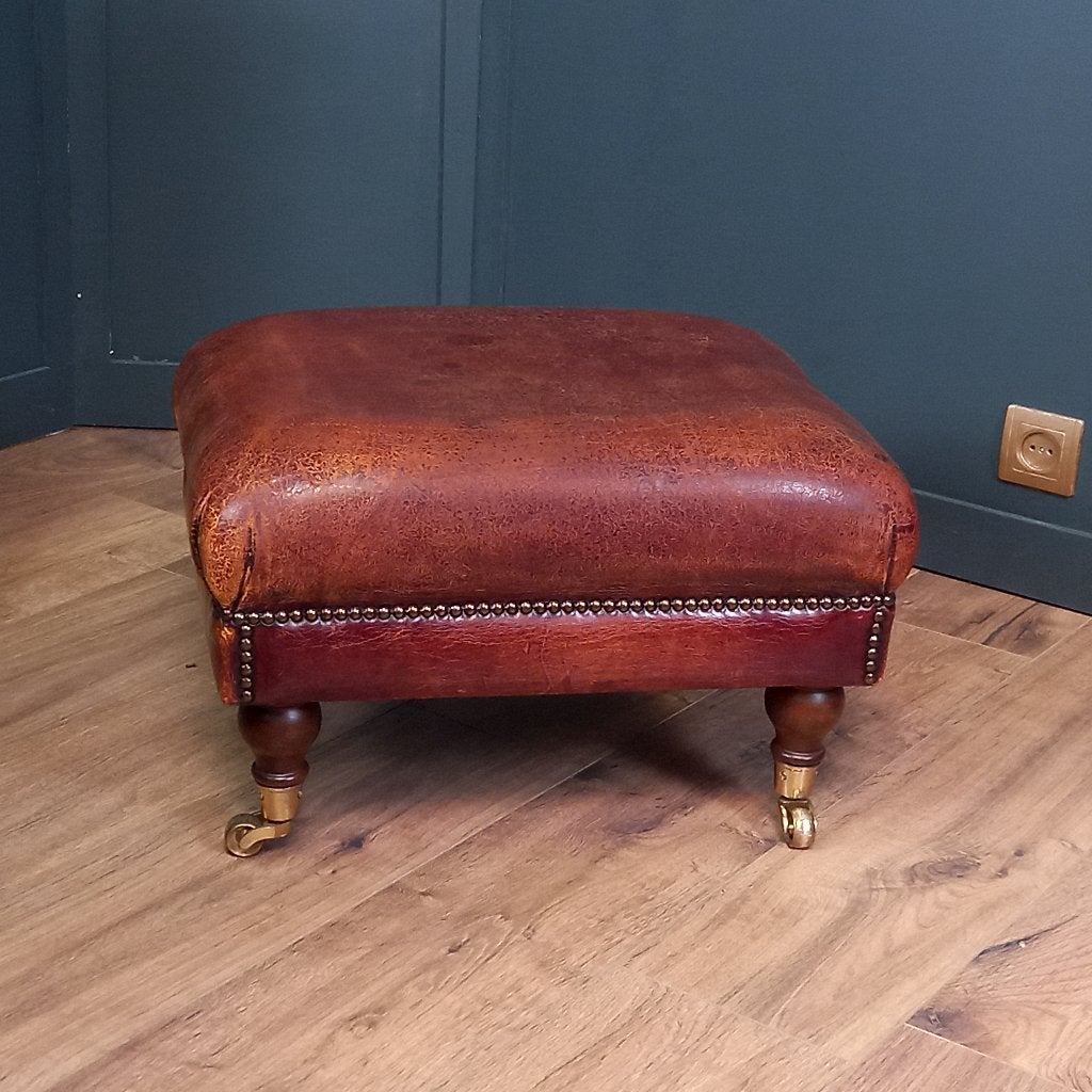 Vintage schapenleren hocker, Gebruikt, Ophalen of Verzenden, Rechthoekig, 50 tot 75 cm