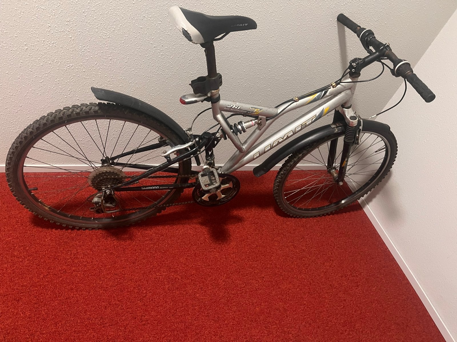 Mountainbike met mankementen - ideaal voor handige klusser, Minder dan 10 versnellingen, Gebruikt, Velgrem, 53 tot 57 cm