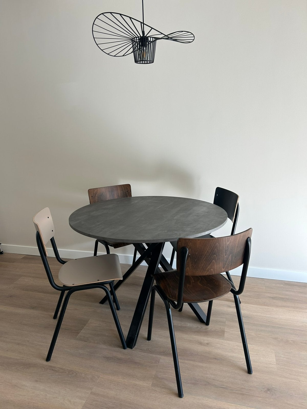 Eettafel Mariedamm, Huis en Inrichting, Tafels | Eettafels, Ophalen, Zo goed als nieuw, Rond, 100 tot 150 cm