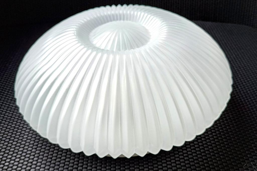 vintage Plafondlamp - plafonnière (ice glass) Massive design, Ophalen of Verzenden, Zo goed als nieuw, Glas