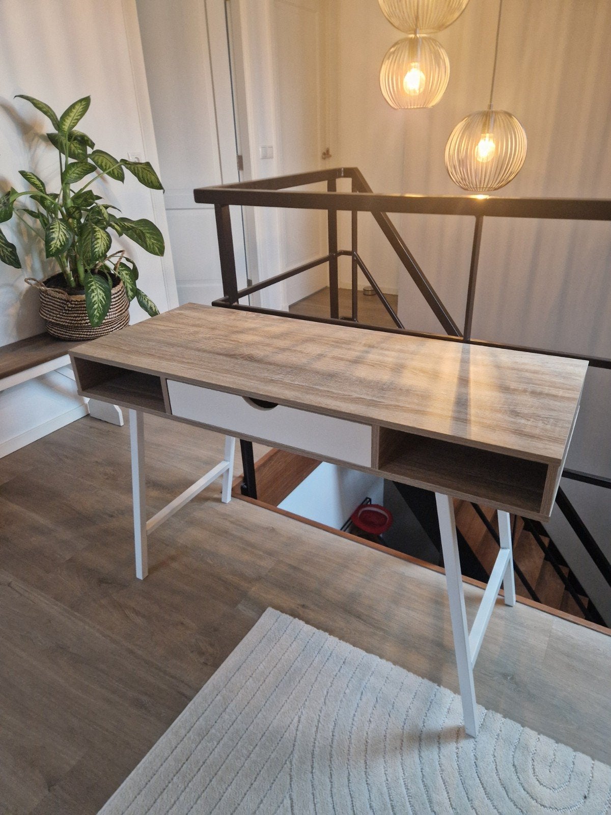 Jysk Abbetved bureau licht eiken/wit, Ophalen, Met lades, 120 cm, 48 cm