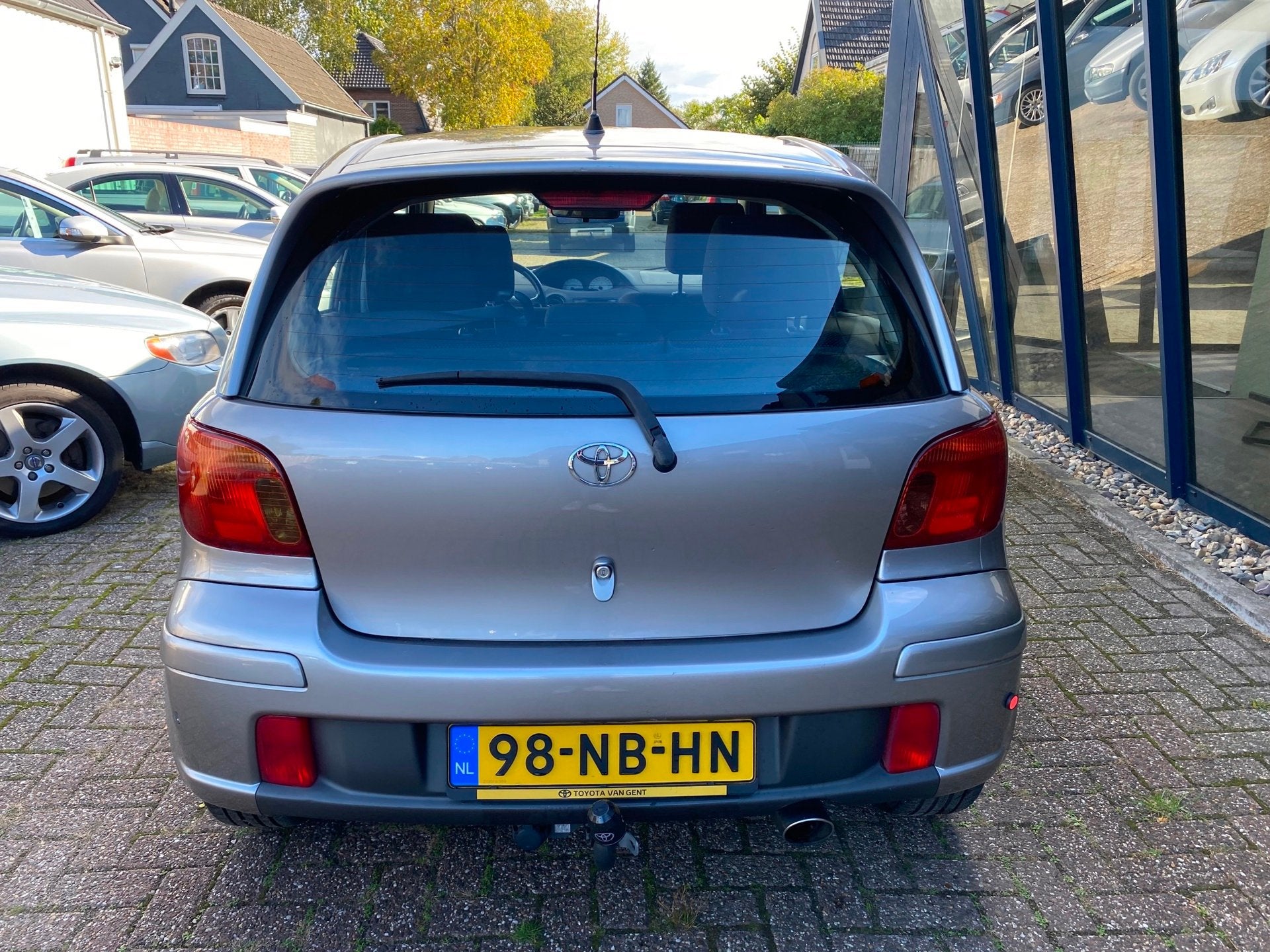 Toyota Yaris 1.5 VVT-i T-Sport 5-Deurs & Airco, Auto's, Dealer onderhouden, 1497 cc, 4 cilinders, 400 kg