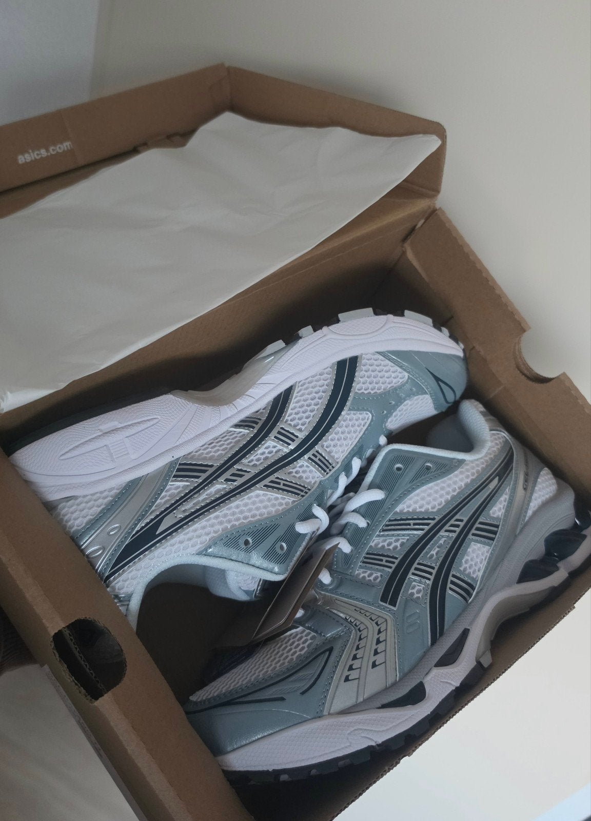 Nieuwe herensneaker Asics Gel-Kayano 14 maat 43,5, Ophalen of Verzenden, Nieuw