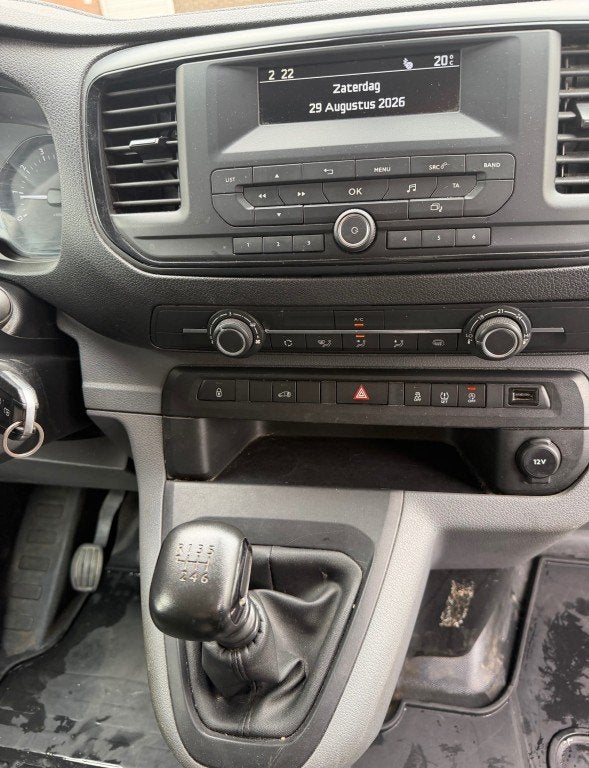 Peugeot EXPERT 2.0 BlueHDI 120 Long Premium AIRCO PDC 18 INC, Voorwielaandrijving, 4 cilinders, 122 pk, Bedrijf