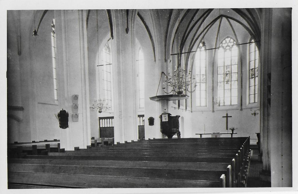 Doetinchem interieur grote kerk oude ansichtkaart ( 2161 ), Ophalen of Verzenden, 1960 tot 1980, Ongelopen, Gelderland