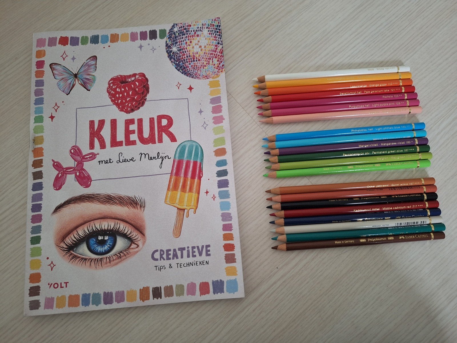 Kleurboek Lieve Merlijn + Faber-Castell Polychromos, Hobby en Vrije tijd, Ophalen of Verzenden, Zo goed als nieuw, Boek of Gids