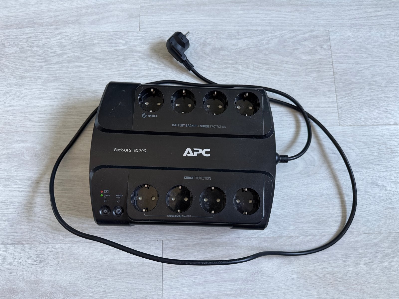 APC Back-UPS ES 700 - Noodstroomvoorziening, Computers en Software, Ophalen, Gebruikt