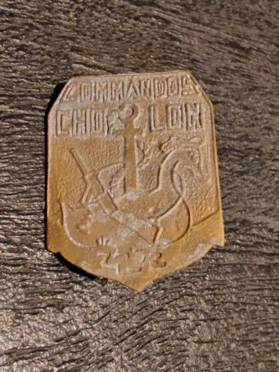 Indochina War French Special Forces COMMANDOS CHO LON Metal, Verzamelen, Ophalen of Verzenden, Landmacht, Amerika, Embleem of Badge