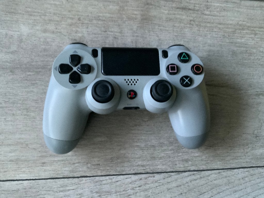 Playstation 4 - Dual Shock Controller PS4 20th Anniversary, Overige genres, 1 speler, Ophalen of Verzenden, Zo goed als nieuw