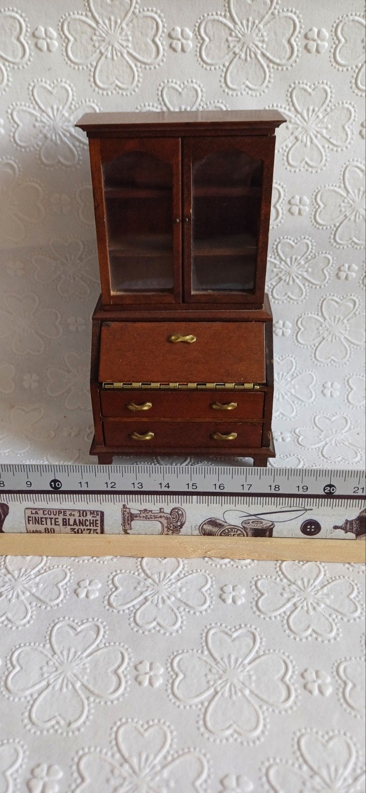 mooi kastje, Verzenden, Zo goed als nieuw, Poppenhuis