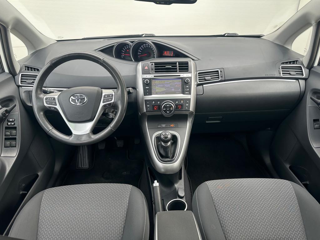 Toyota Verso 1.8 VVT-i Business|Trekhaak|Cruise|Pano dak|, Auto's, Toyota, Voorwielaandrijving, Gebruikt, 4 cilinders, Wit