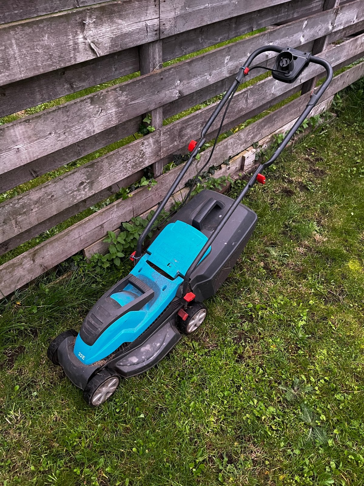 Gardena Elektrische Grasmaaier - Compact en Efficiënt, Ophalen, Cirkelmaaier, Gebruikt, Elektrische grasmaaier
