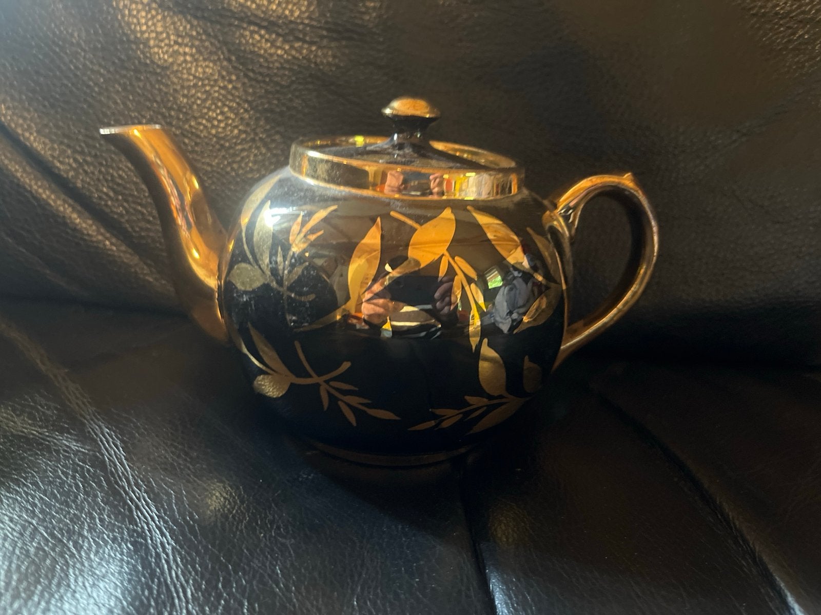 Antieke Sudlow's Burslem Theepot - Zwart met Goud, Antiek en Kunst, Ophalen of Verzenden